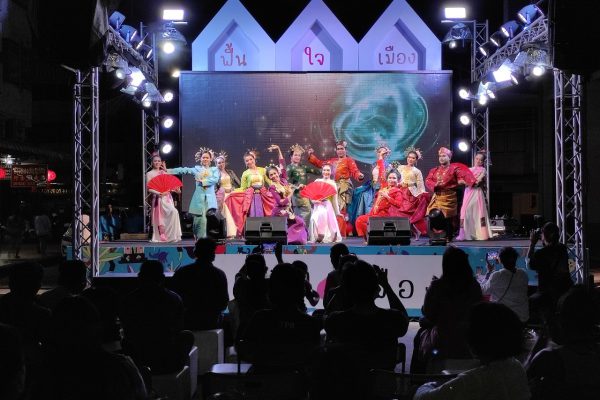 LINE_ALBUM_660210-ฟื้นใจเมือง_๒๓๐๒๑๑_2